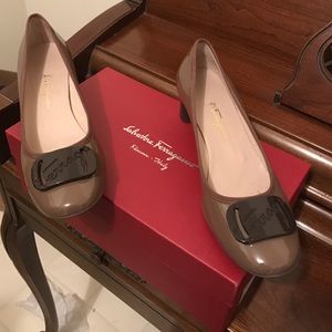 COPY - Pump Ferragamos